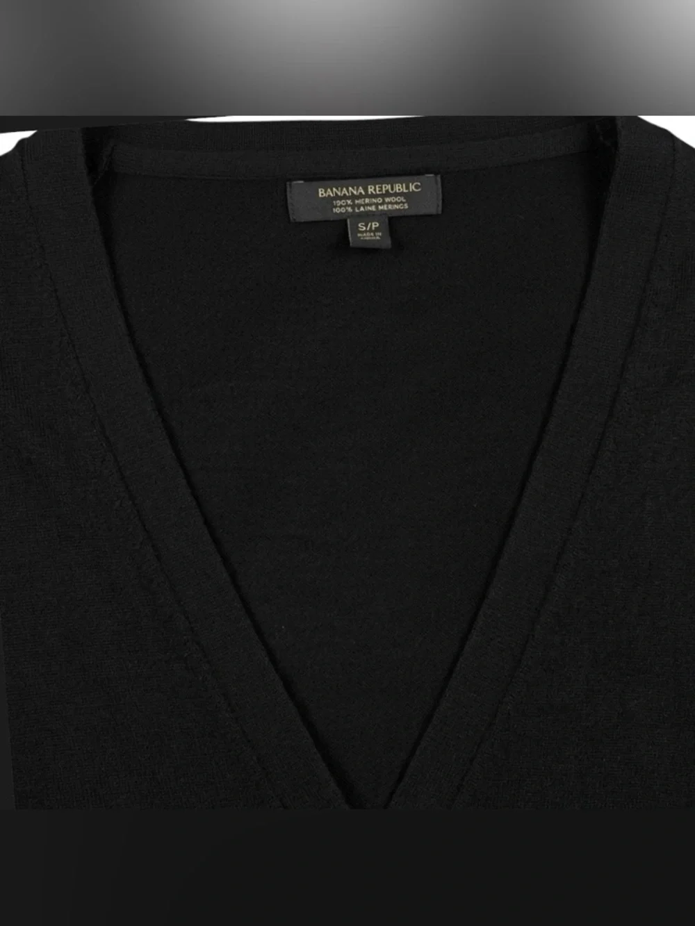 Banana Republic Women’s Merino Wool V-Neck Cardigan Small Quiet Luxury - Picture 3 of 8
